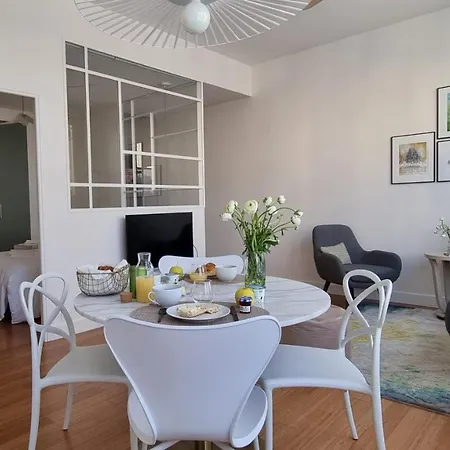Apartment Au 53, Sous Le Chartil Reims